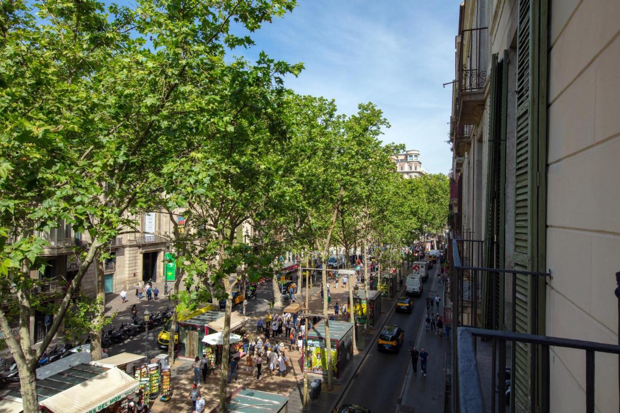 Отель Standbyme Ramblas Барселона Экстерьер фото